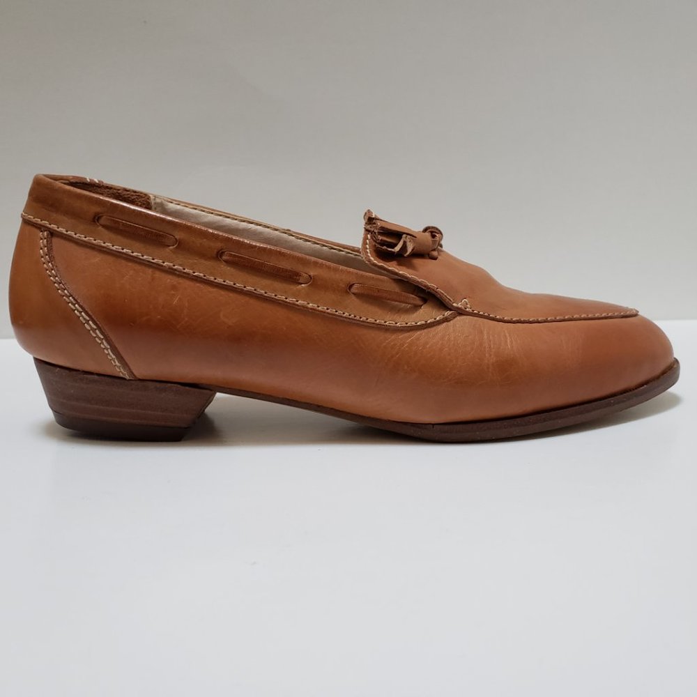 Eldita's Tassel Loafers Size 6B in Tan Color